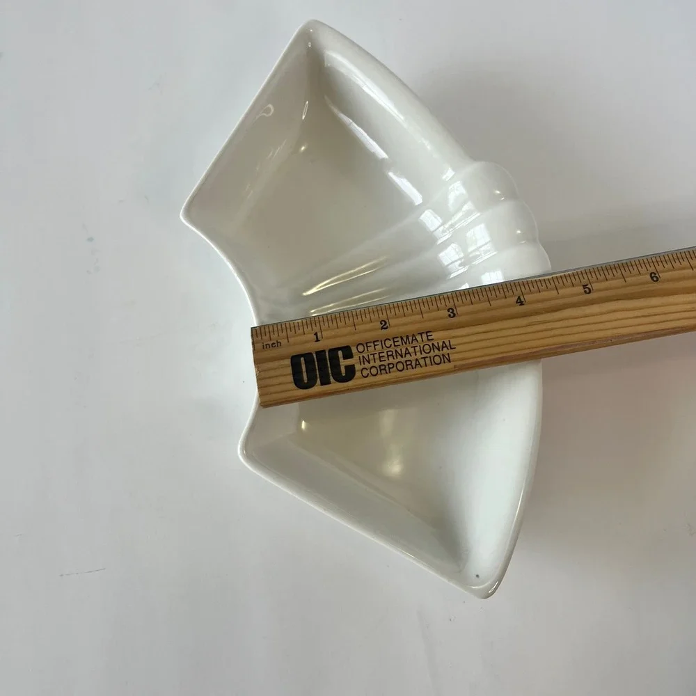 Vintage California USA Pottery L61 White Fan Shell Shaped Dish Mid Century Decor